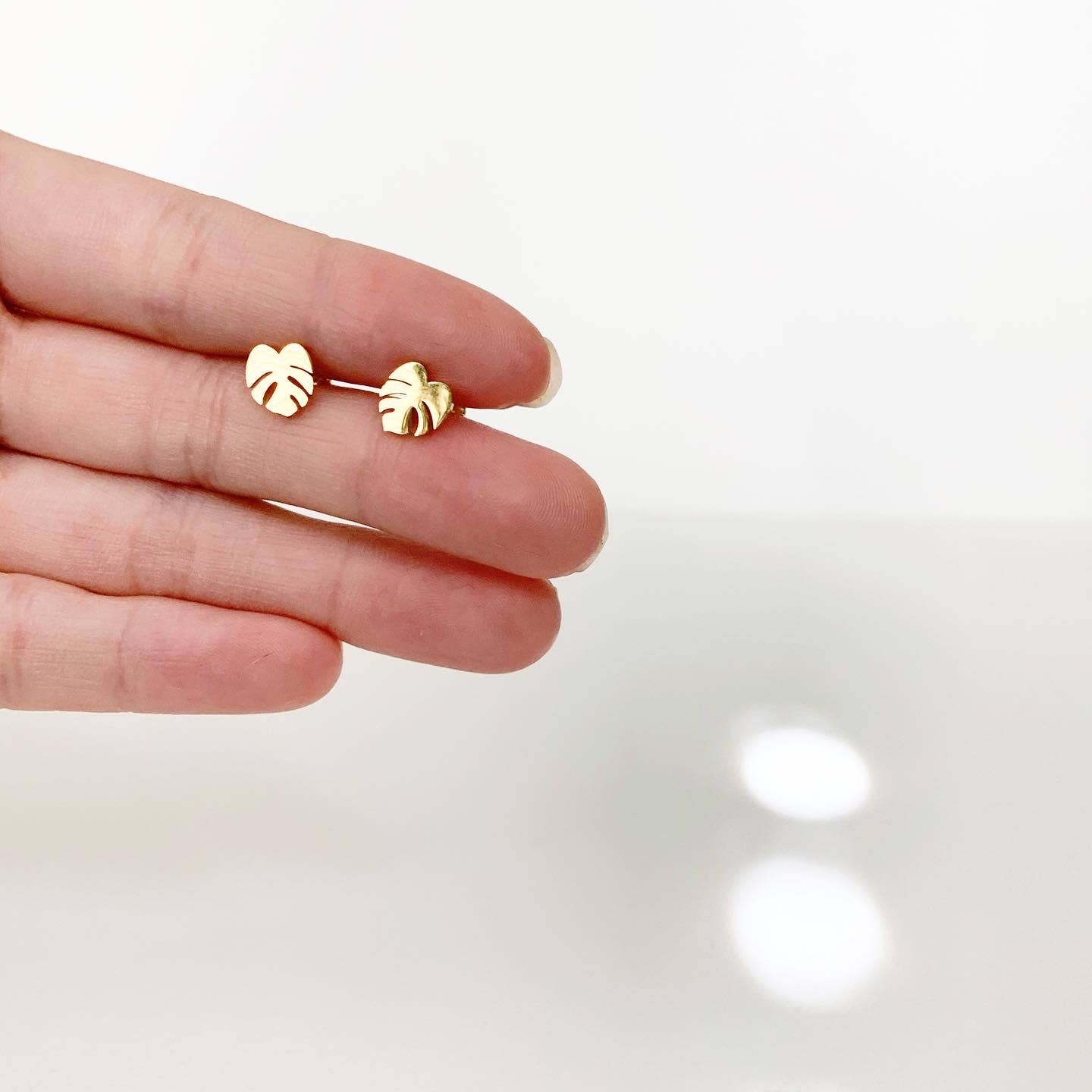 Monstera Deliciosa Plant Studs | Hypoallergenic